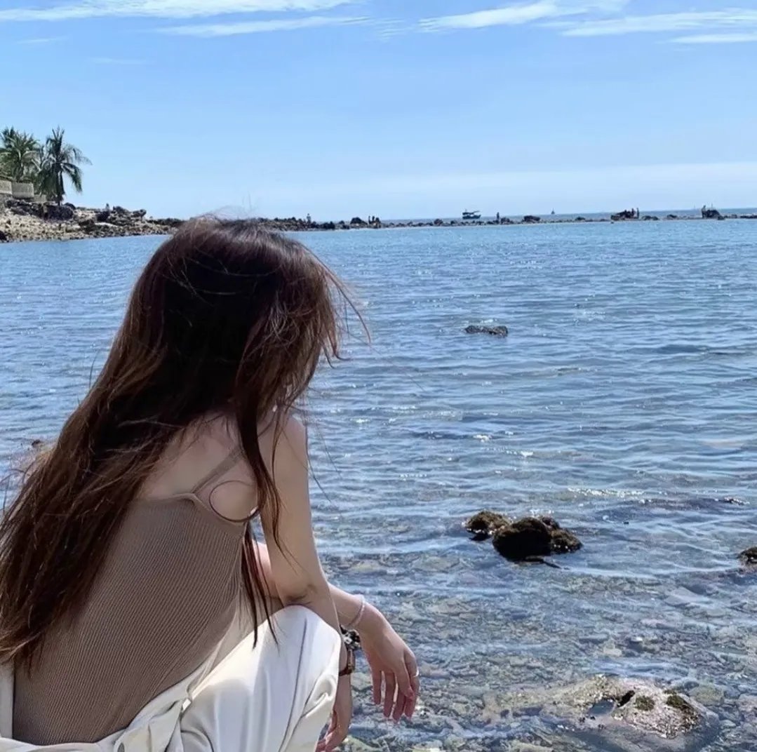 情谜睡美人